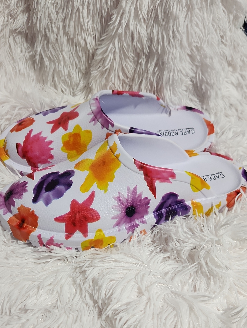 Cape Robbin White Slip-On Mules with Multicolor Floral Print